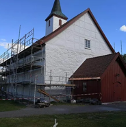 Antikvarisk restaurering Vår antikke restaureringstjeneste er uovertruffen når det gjelder kvalitet og oppmerksomhet på detaljer. Vi forstår viktigheten av å bevare de opprinnelige trekkene til historisk murverk, og det er derfor vi tar en varsom og veloverveid tilnærming til hver jobb. Stol på oss for å gjenopprette ditt antikke murverk til fordums prakt.